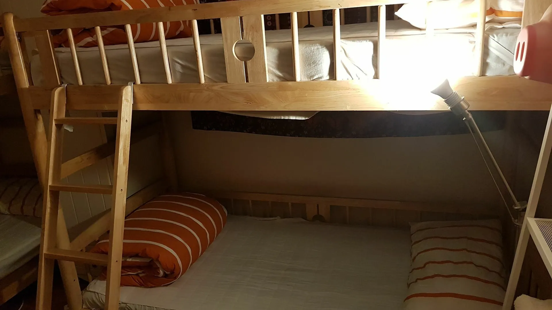 Homestay Jinho'S Black Whale Guest House & Bar Seoul
